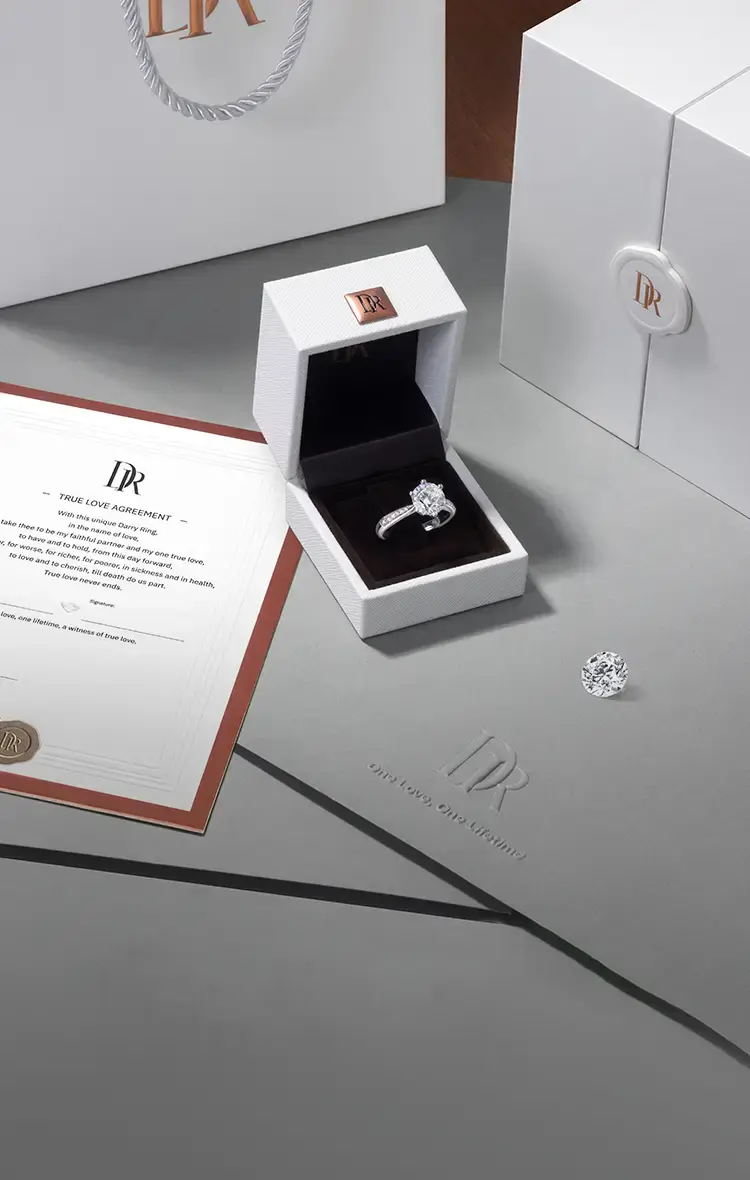 Guldsmed Ghita Ring luxury packaging